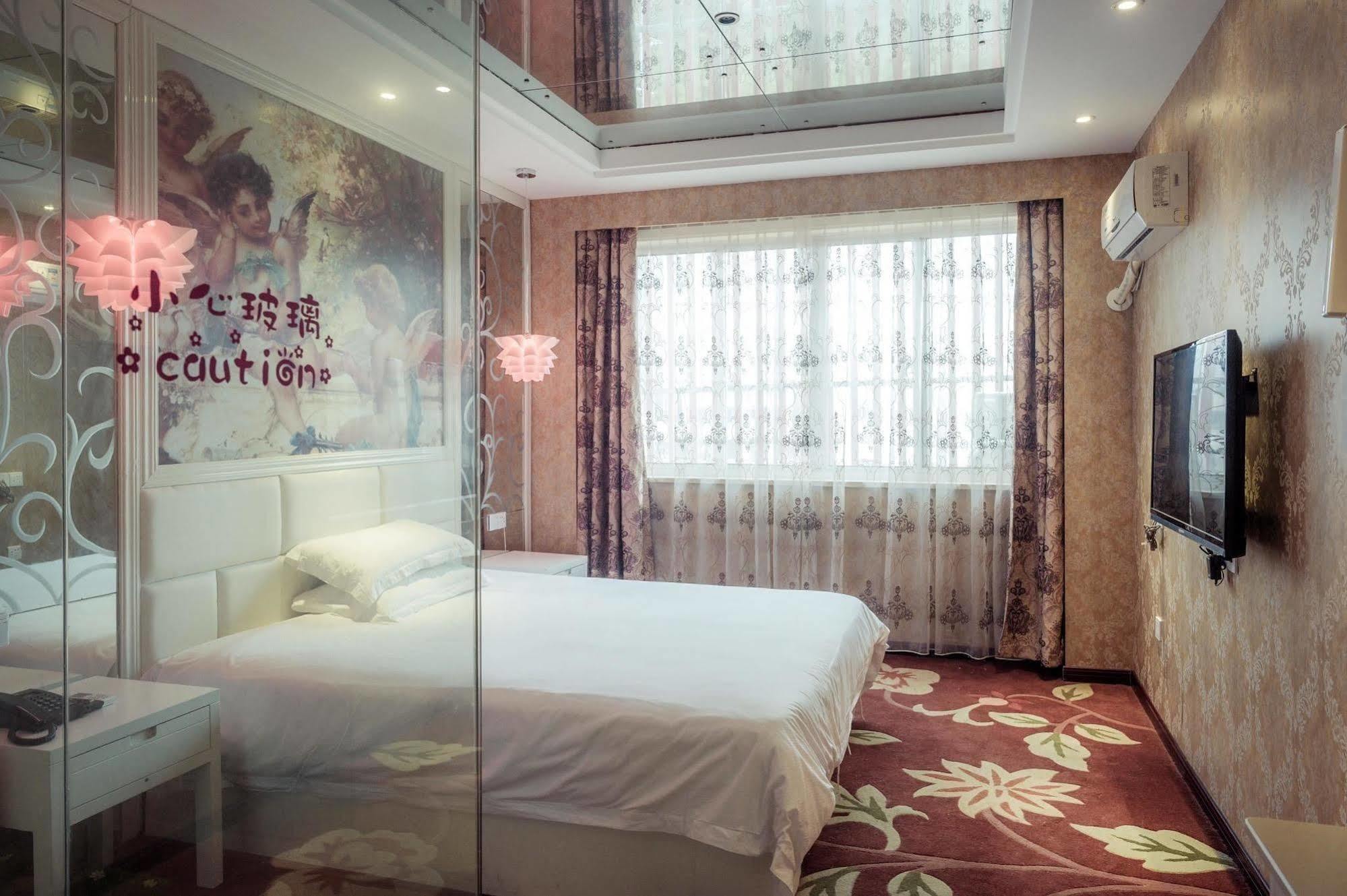 Milan Fashion Hotel Deqing Eksteriør bilde