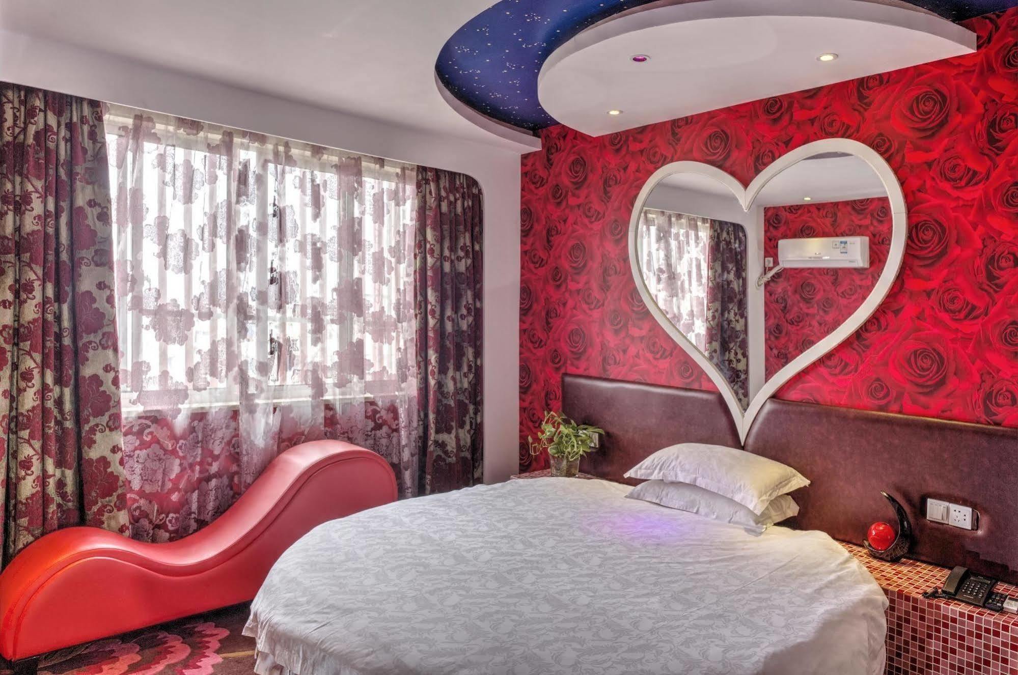 Milan Fashion Hotel Deqing Eksteriør bilde